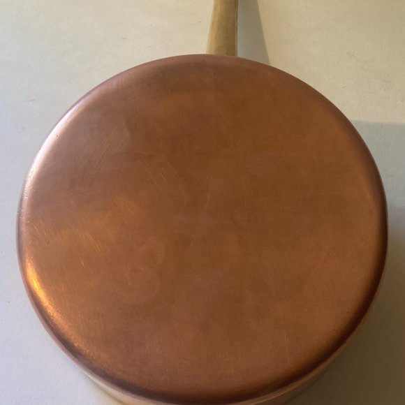 Vintage Metal Copper Cooking Pot, Pan, Heavy Duty, Quality, 13" Long and 6 1/2" - Picture 2 of 4